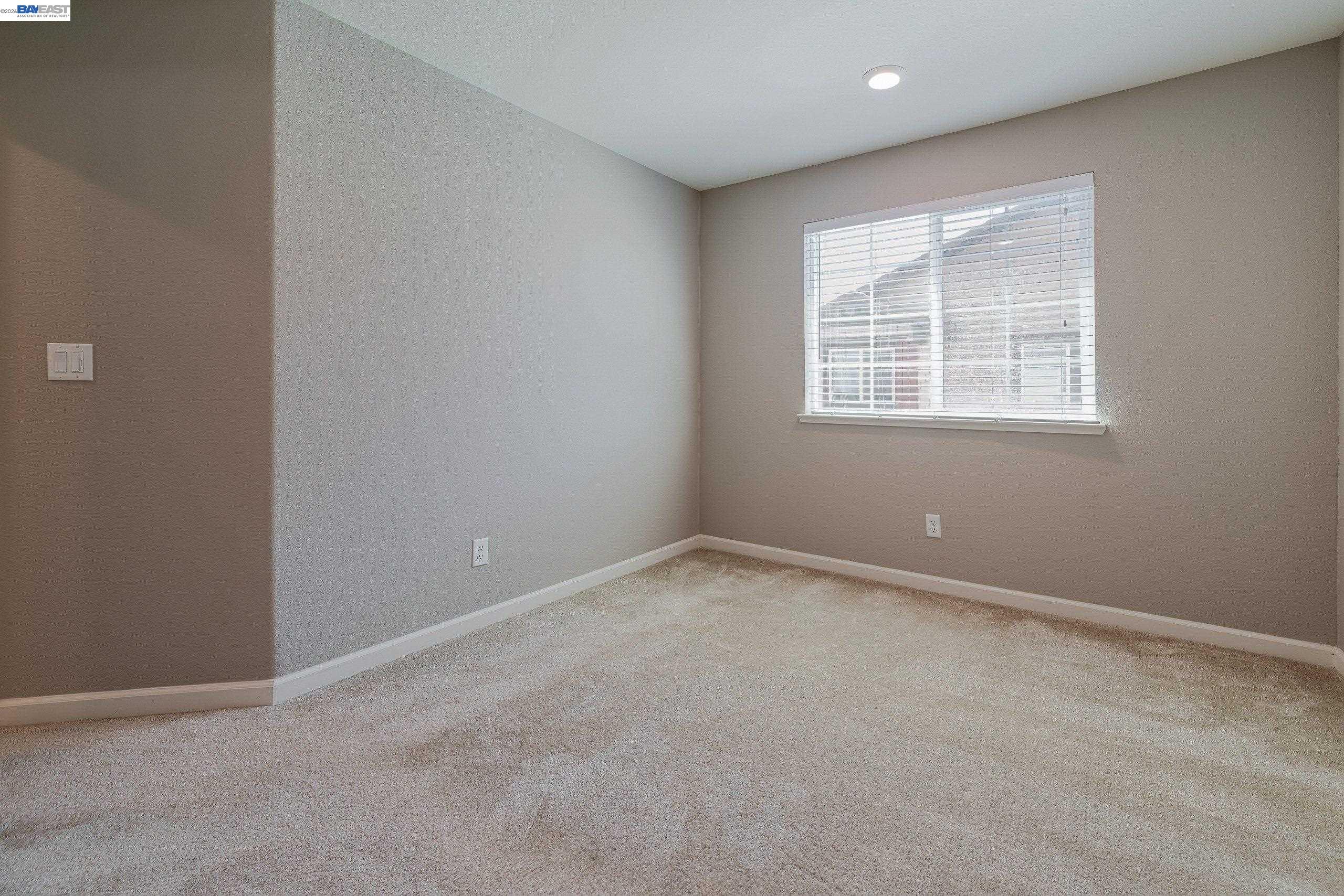 1114 Speros Ct