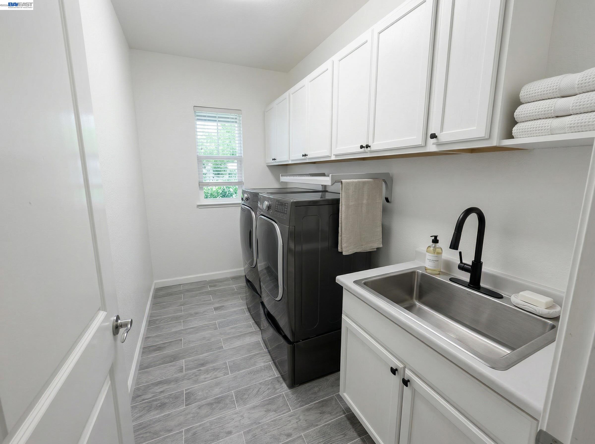 679 Hamilton Ct