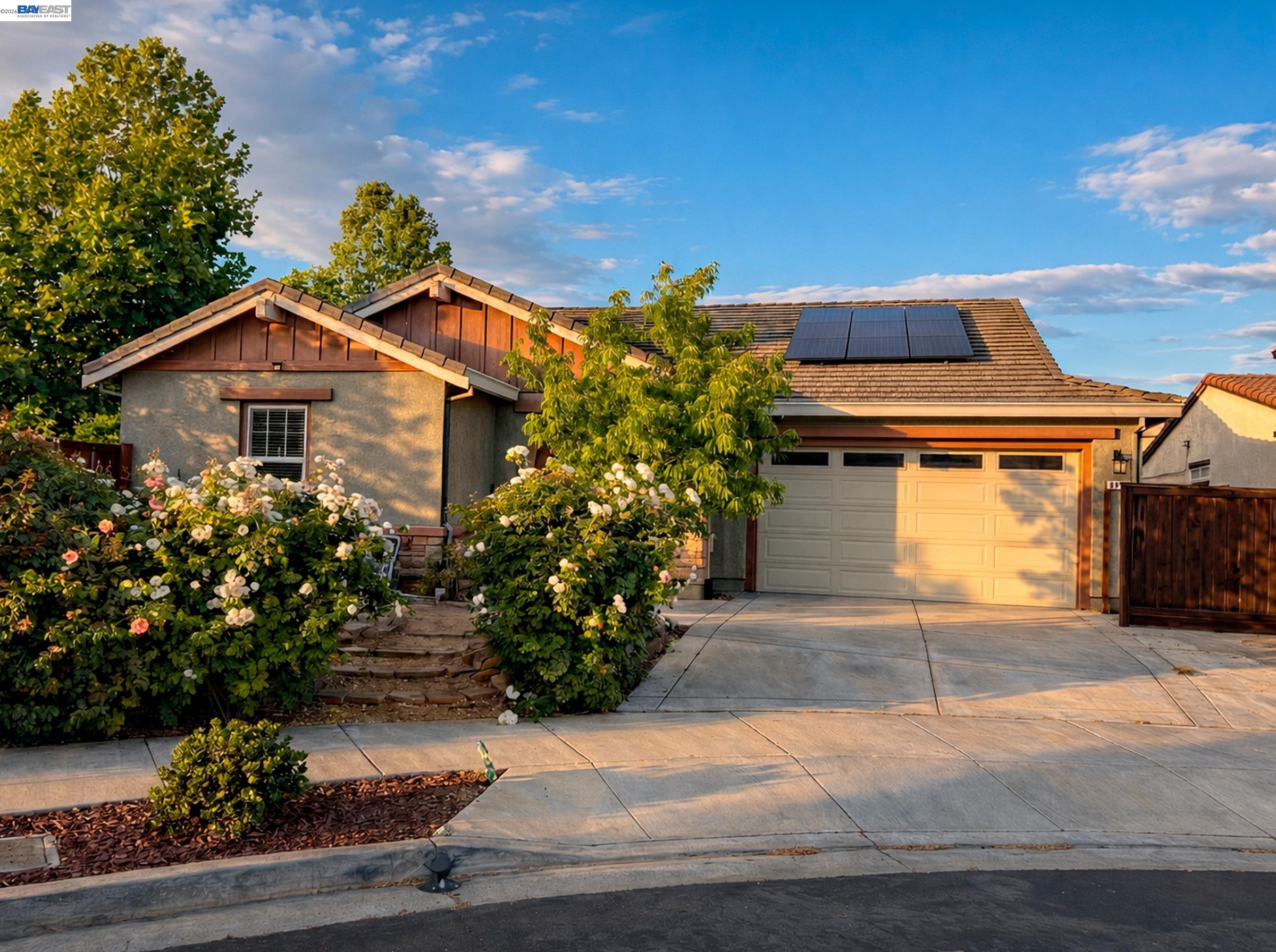 679 Hamilton Ct