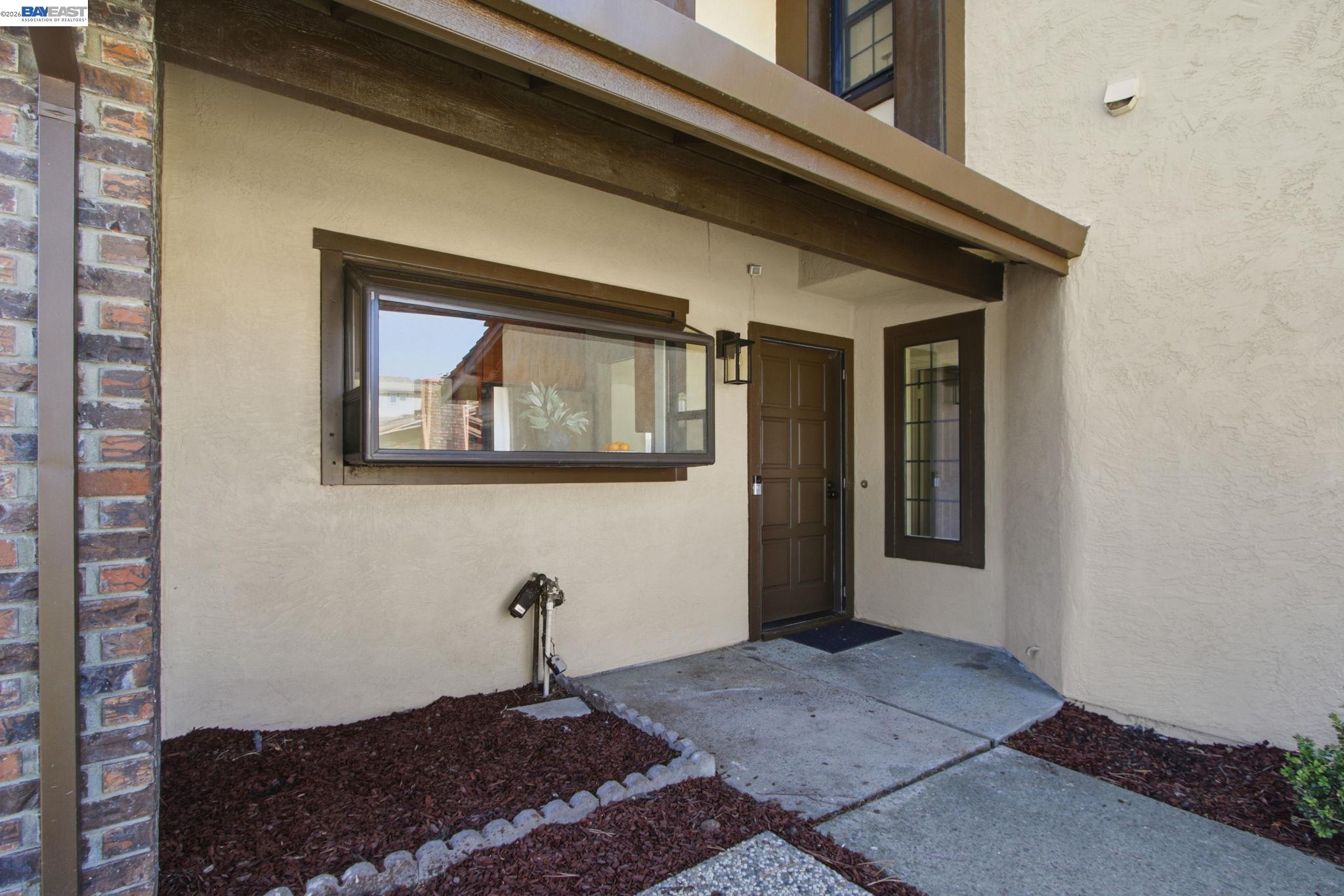 6010 Peppertree Ct
