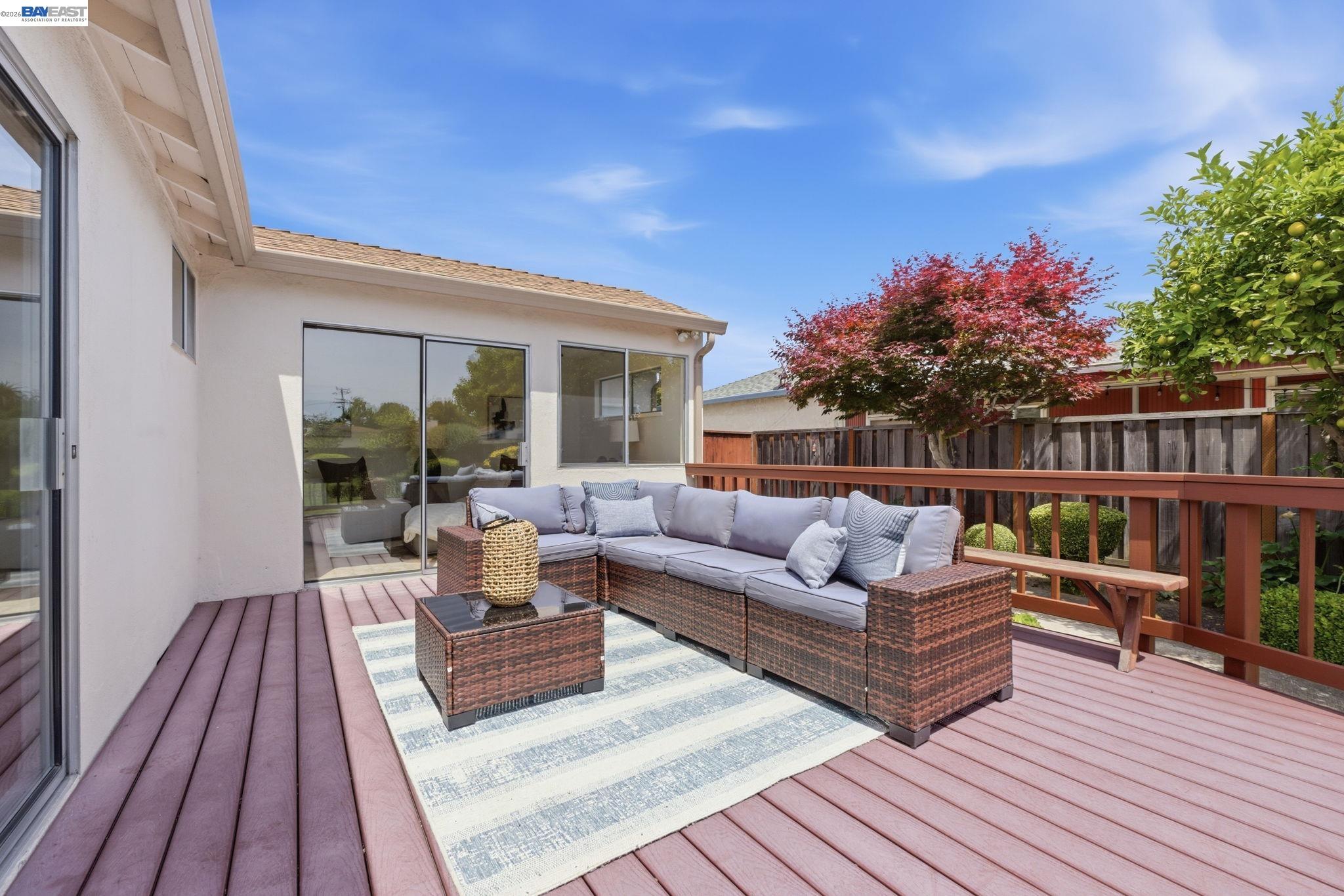 1762 Via Redondo