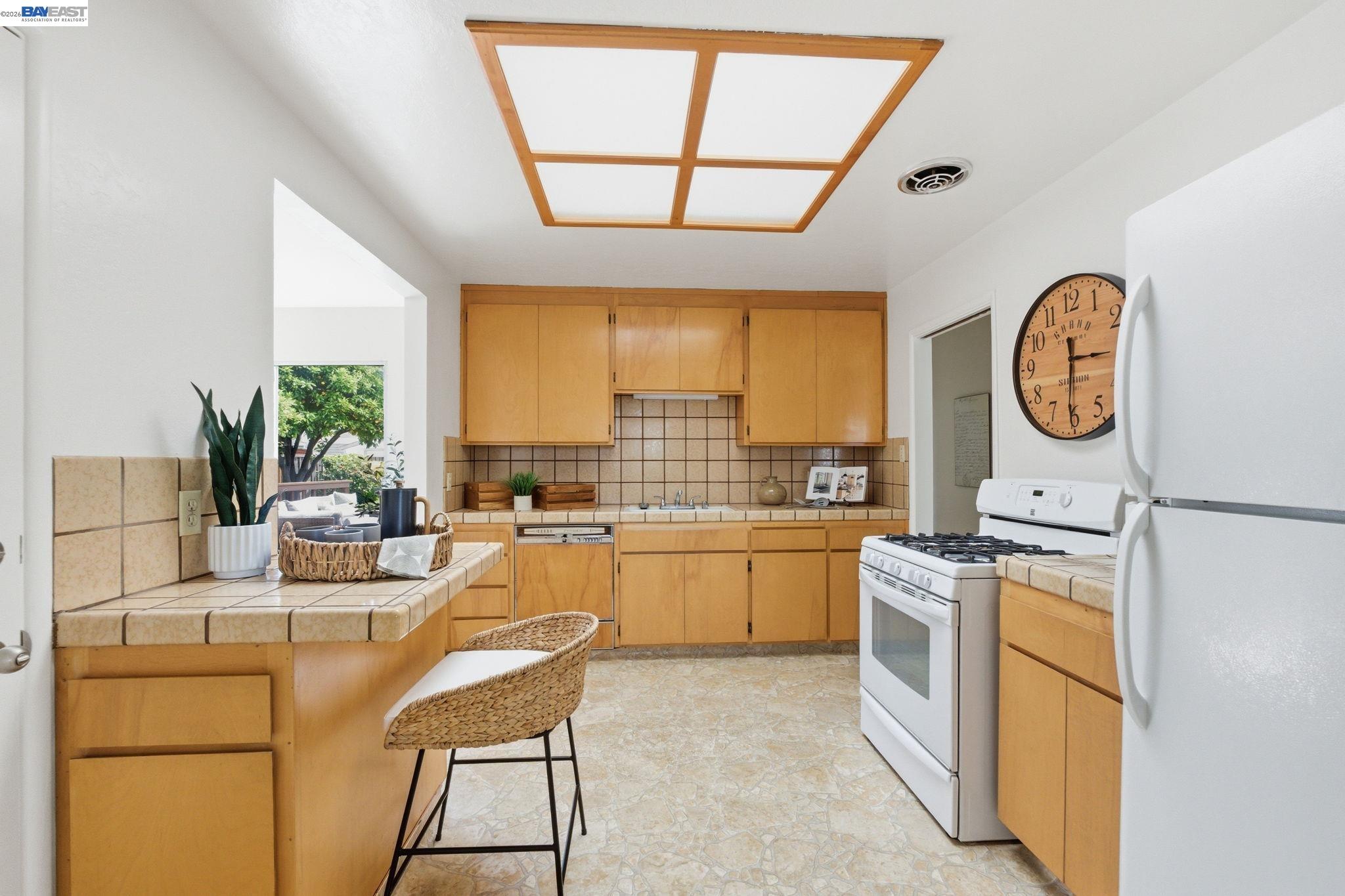 1762 Via Redondo