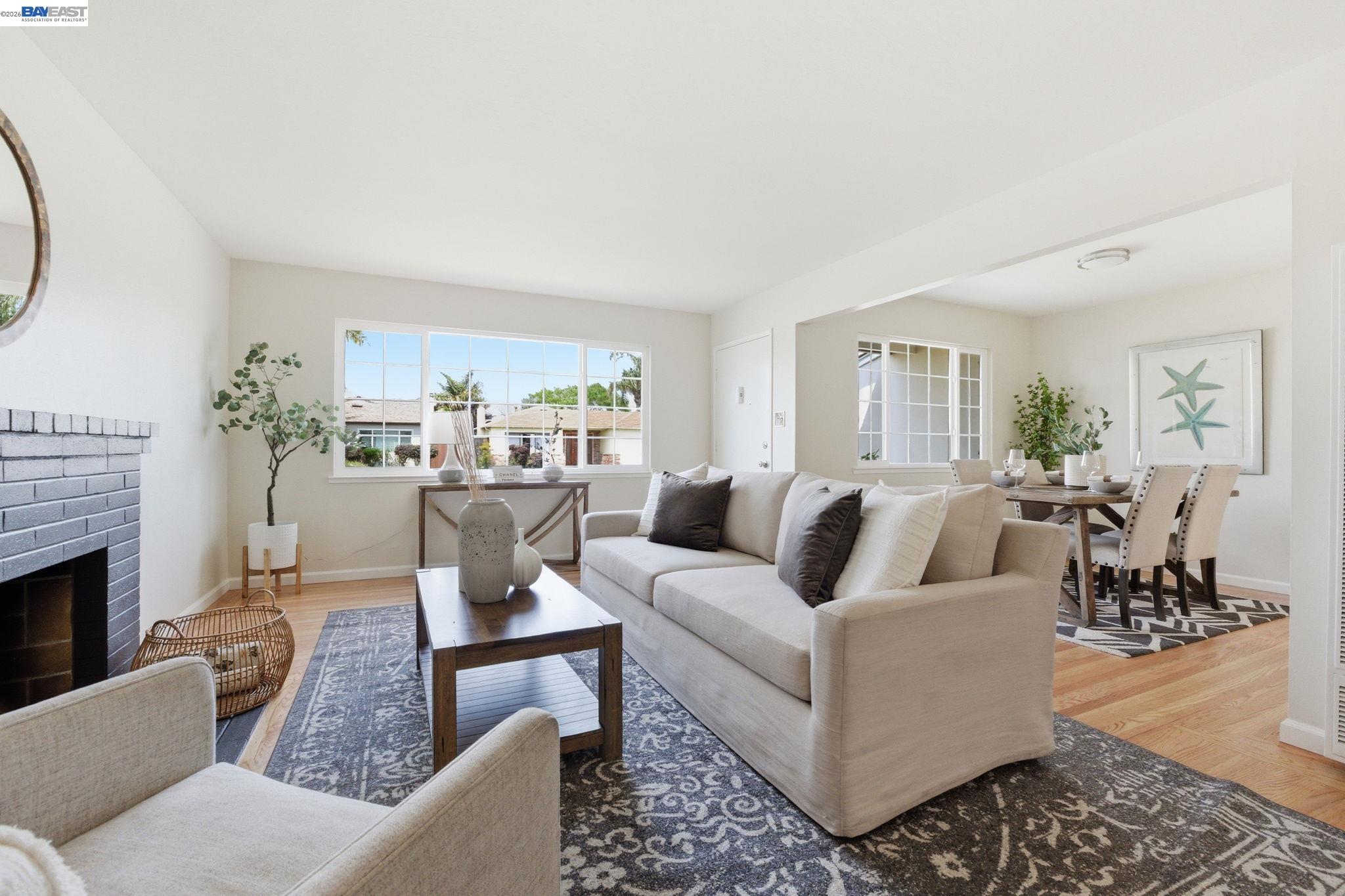 1762 Via Redondo