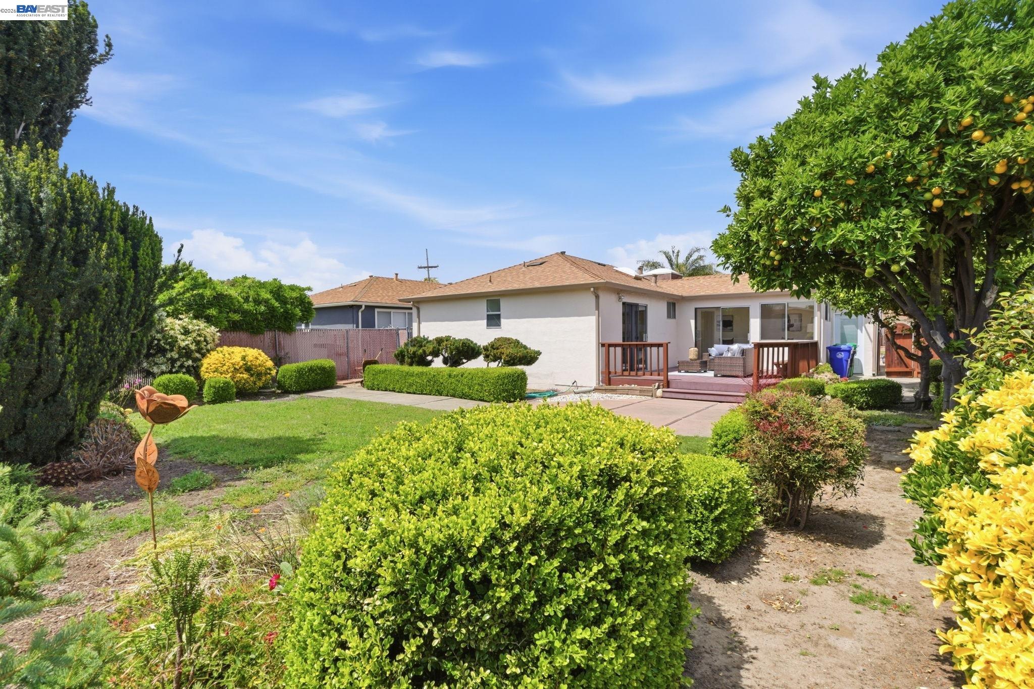 1762 Via Redondo