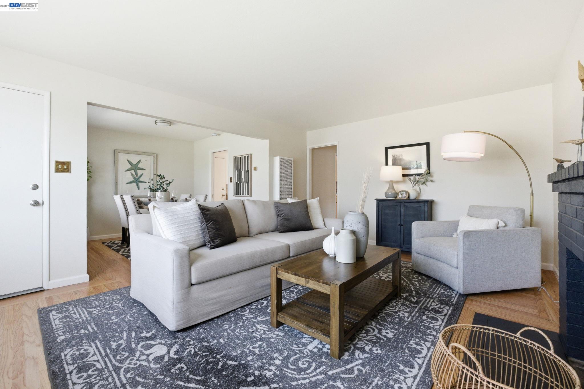 1762 Via Redondo