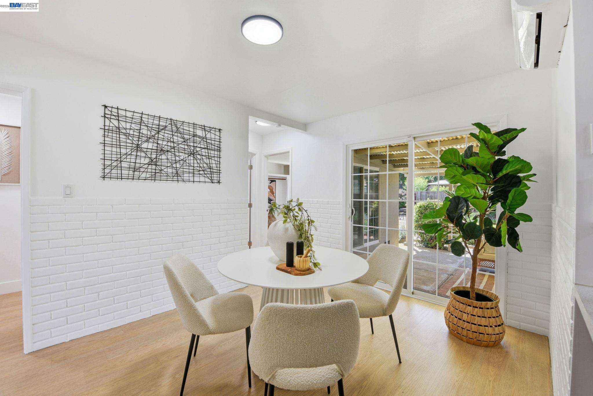 363 Lafayette Ave