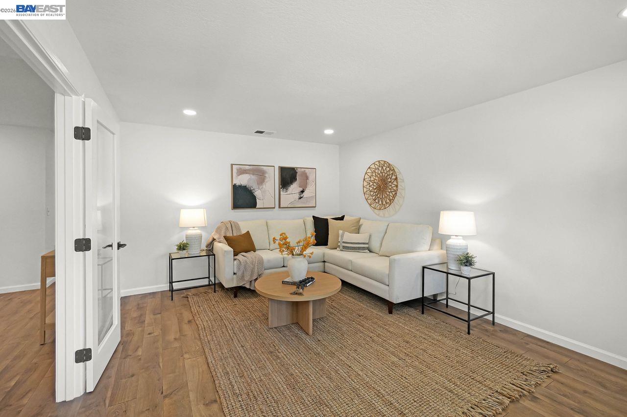 34352 Newton Ct