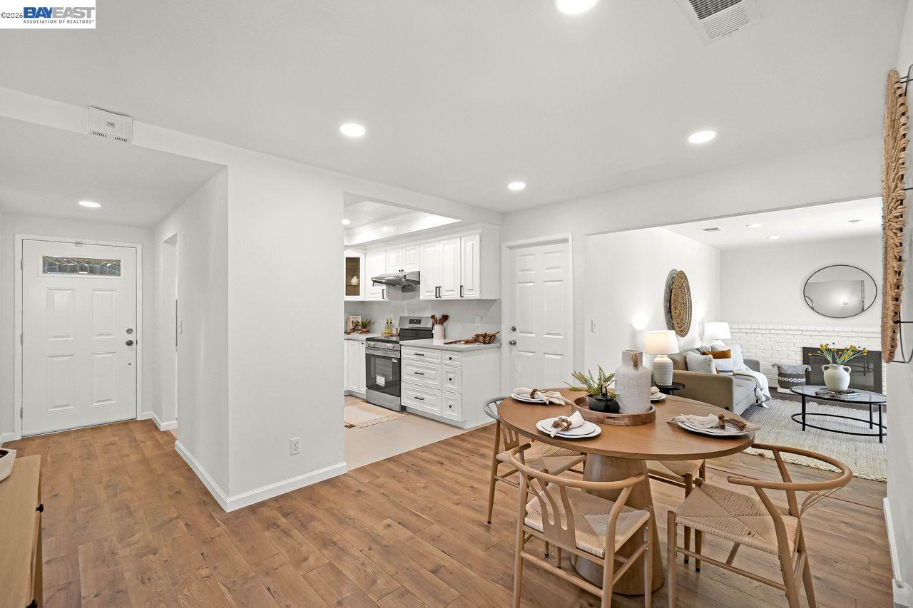 34352 Newton Ct