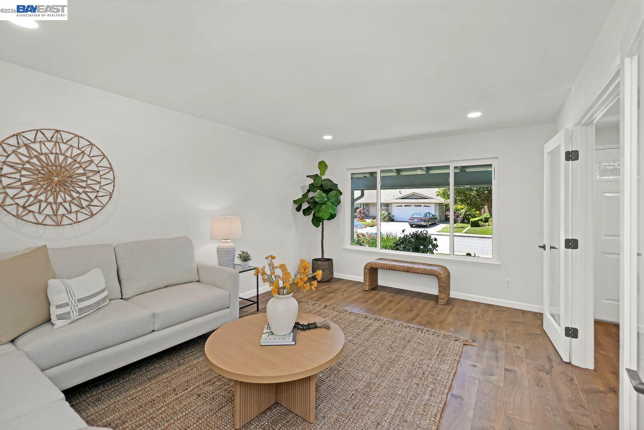 34352 Newton Ct