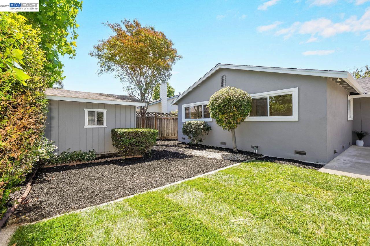 34352 Newton Ct