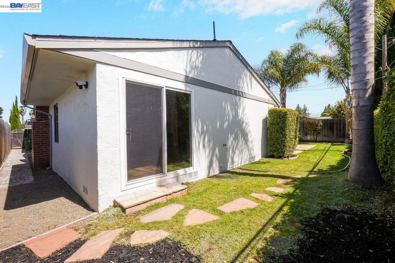 5040 Brian Ct