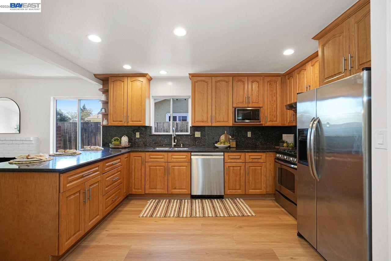 5040 Brian Ct