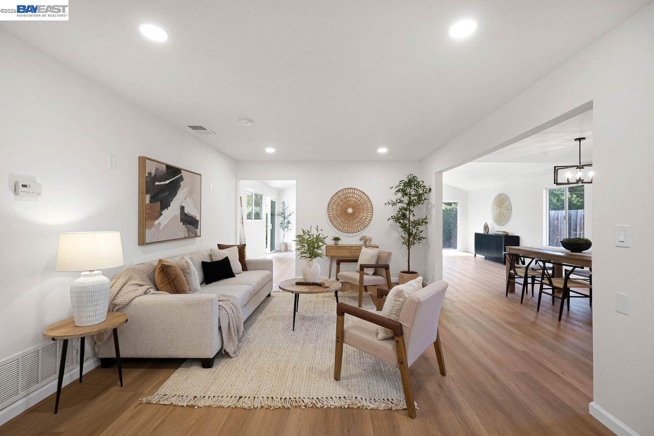 5040 Brian Ct