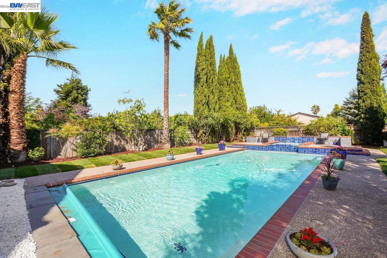 8232 Tanforan Ct