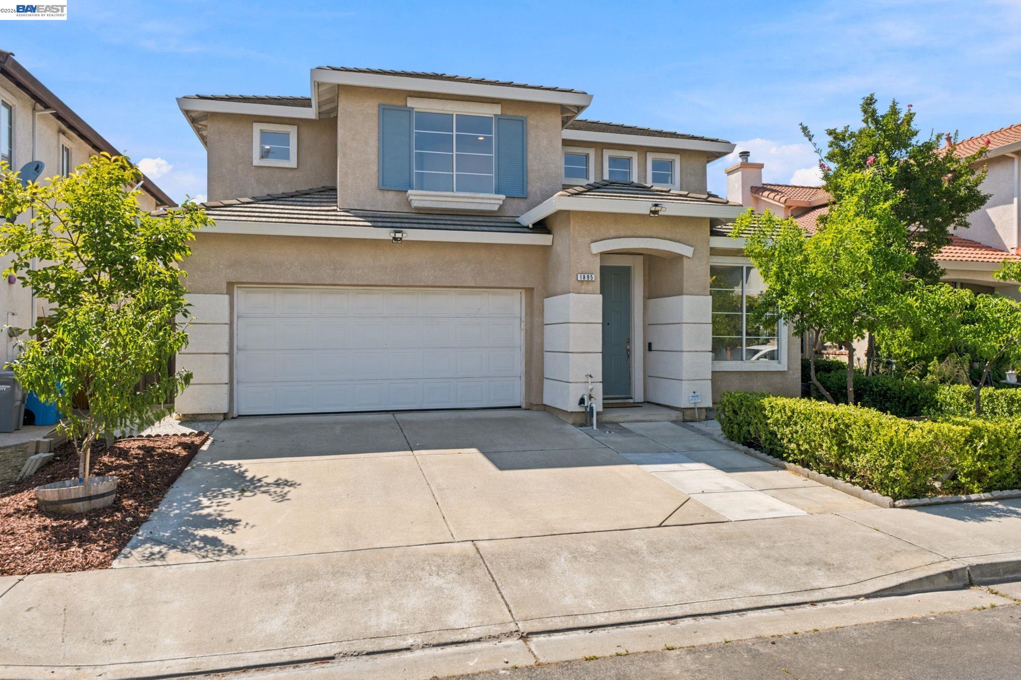 1895 Travertine Way