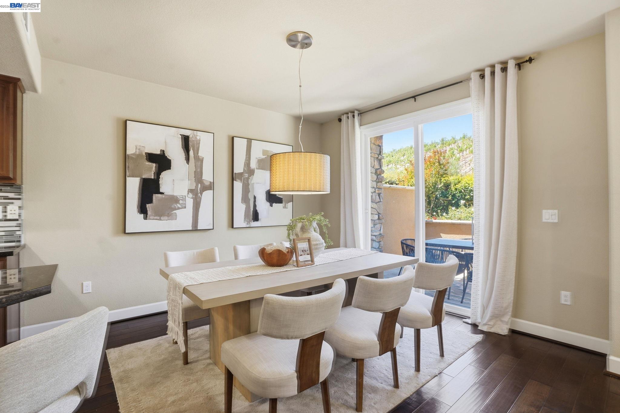 674 Selby Lane # 4
