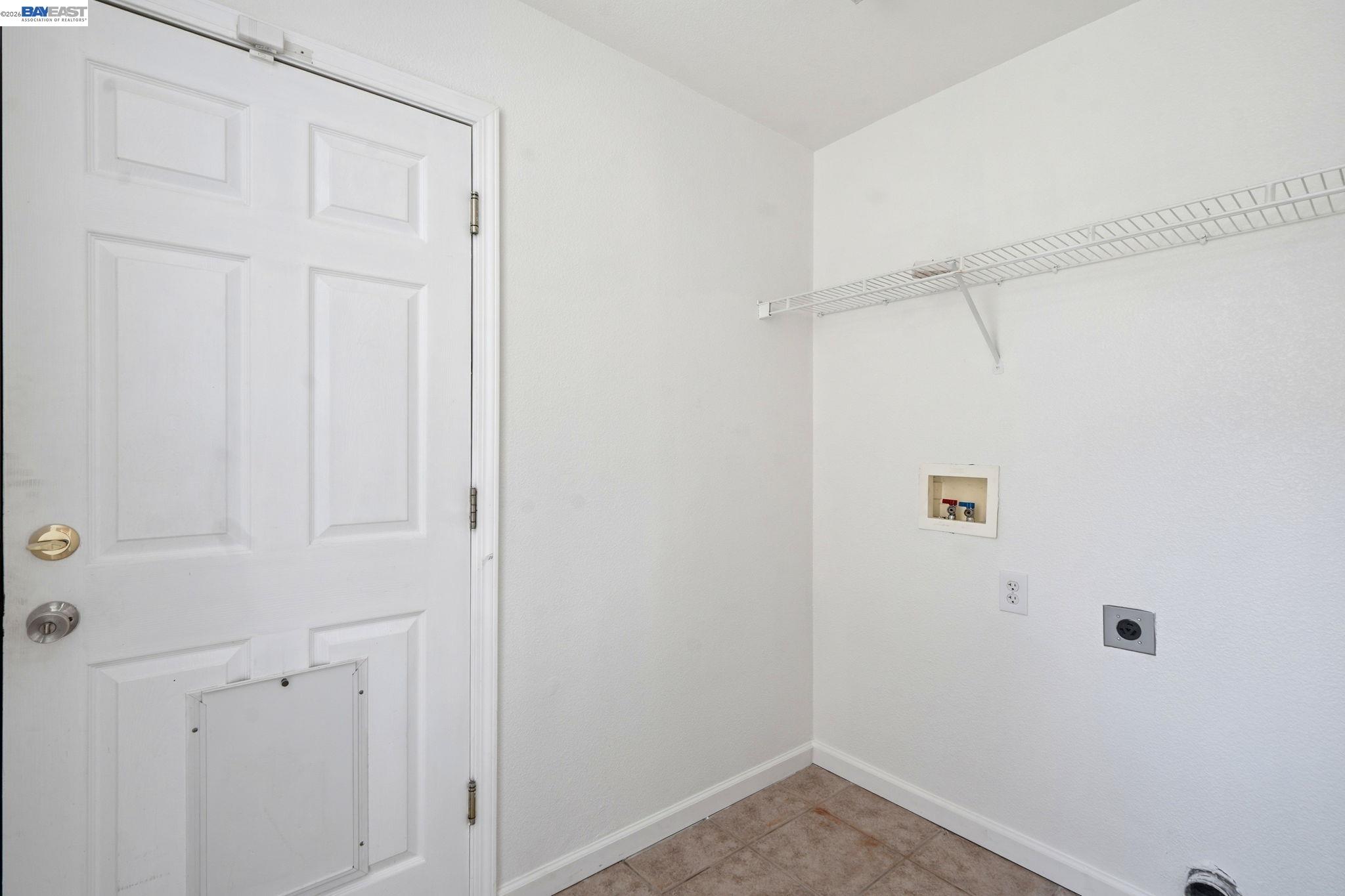 4108 Regatta Dr