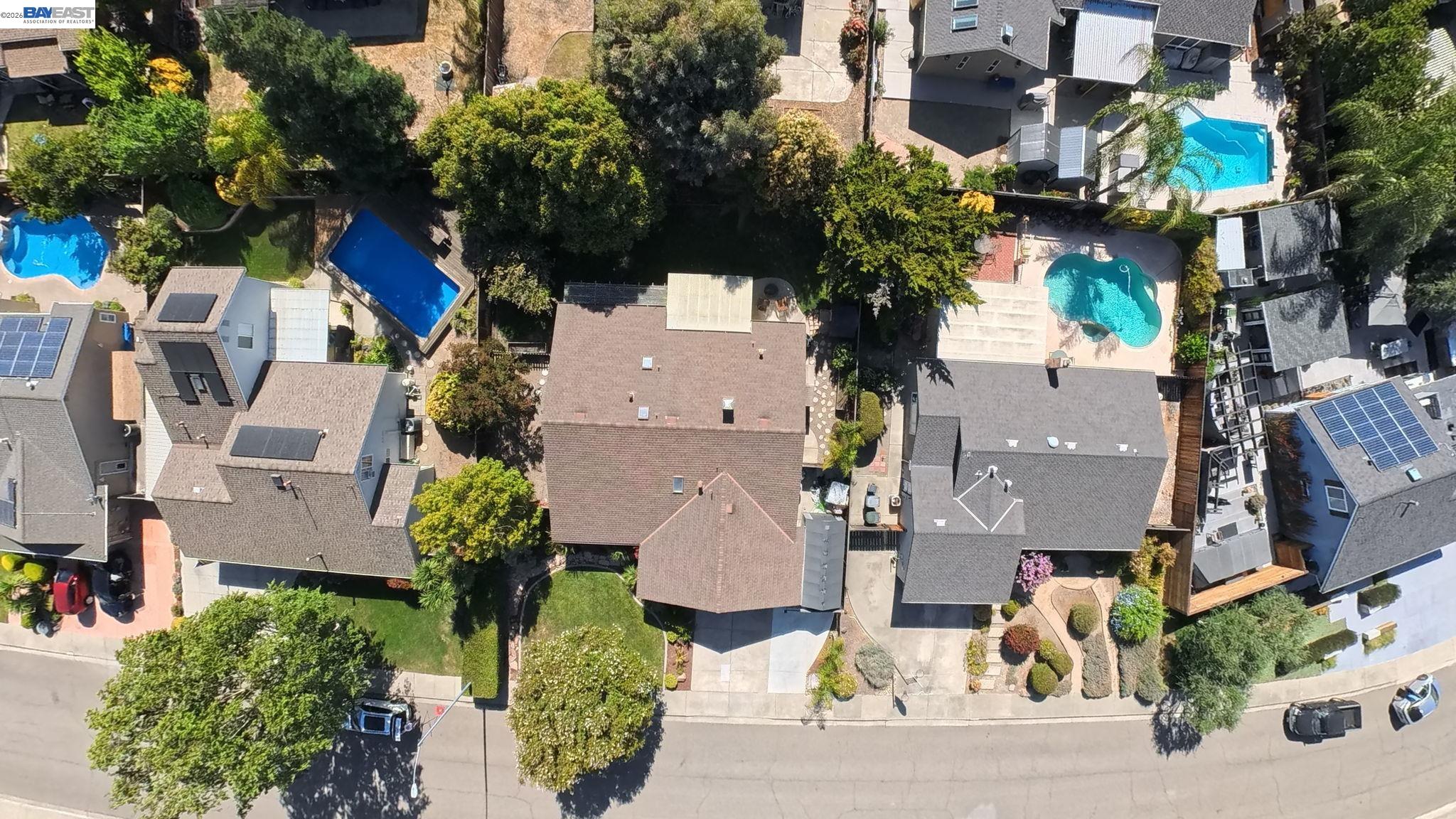 220 Yosemite Dr.