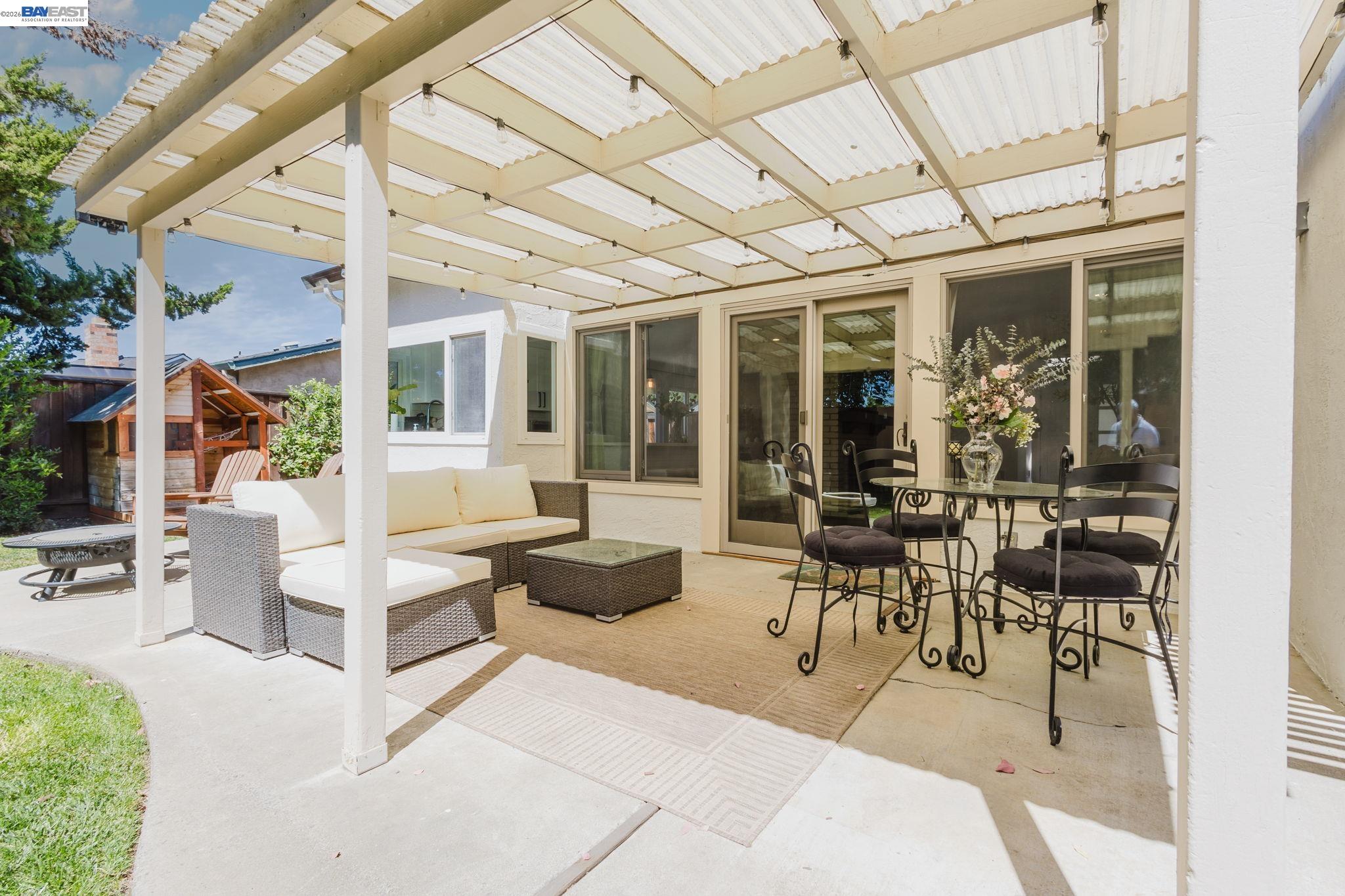 220 Yosemite Dr.