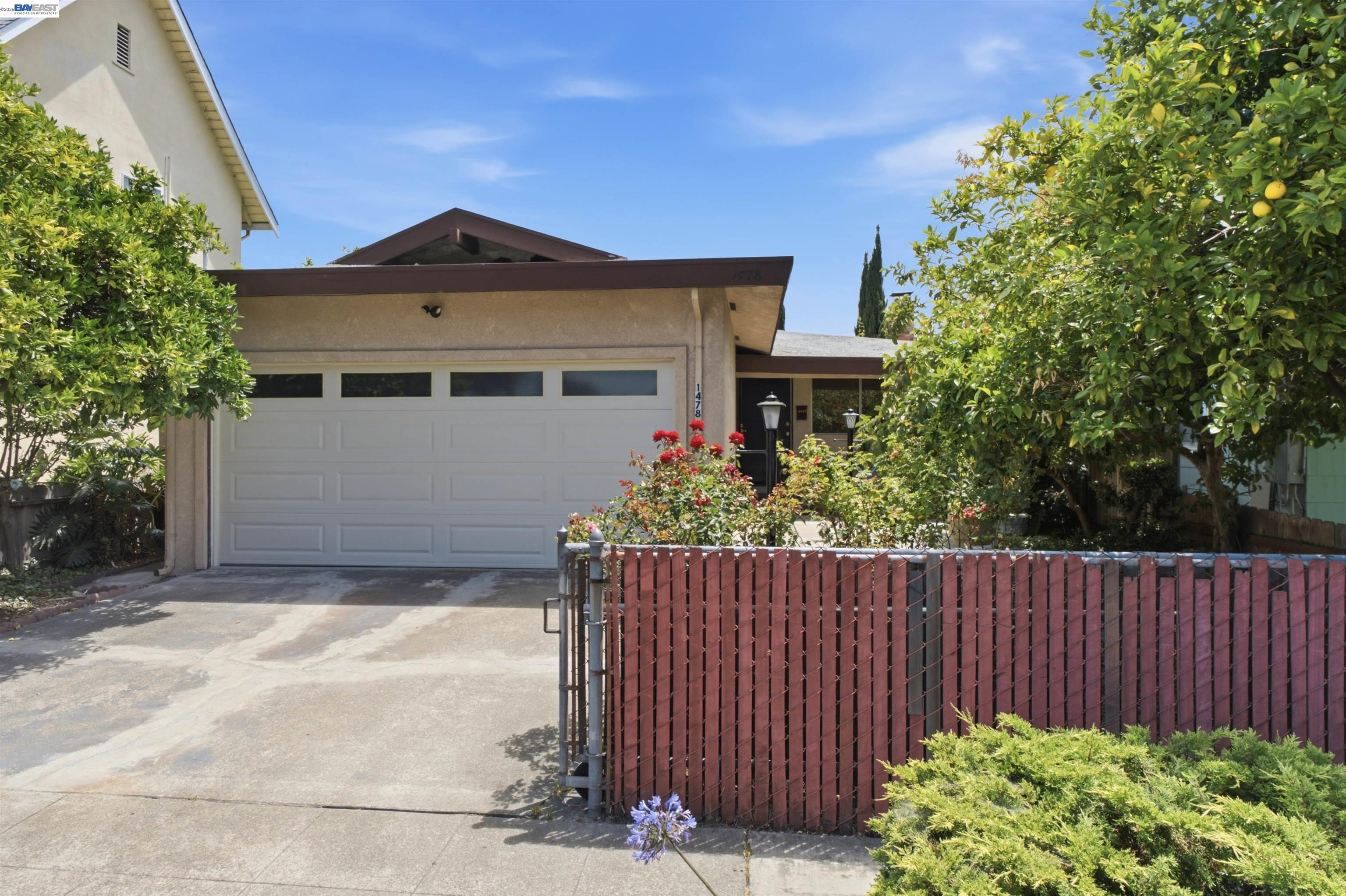 1478 Plaza Dr