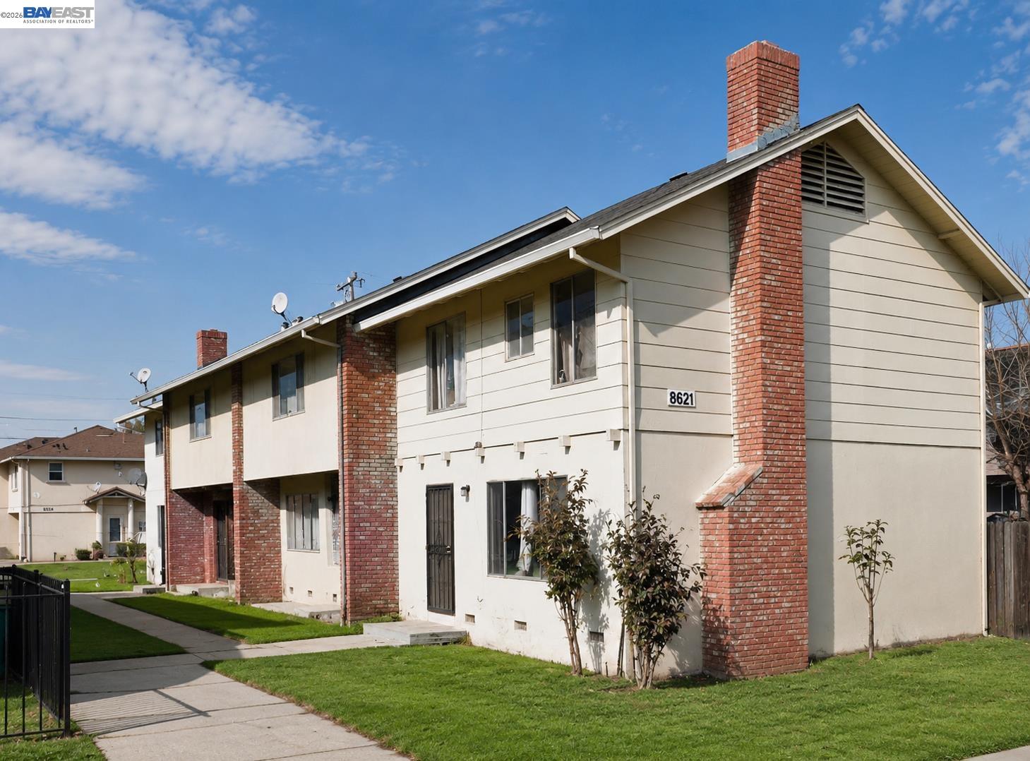 8621 Santa Paula Way