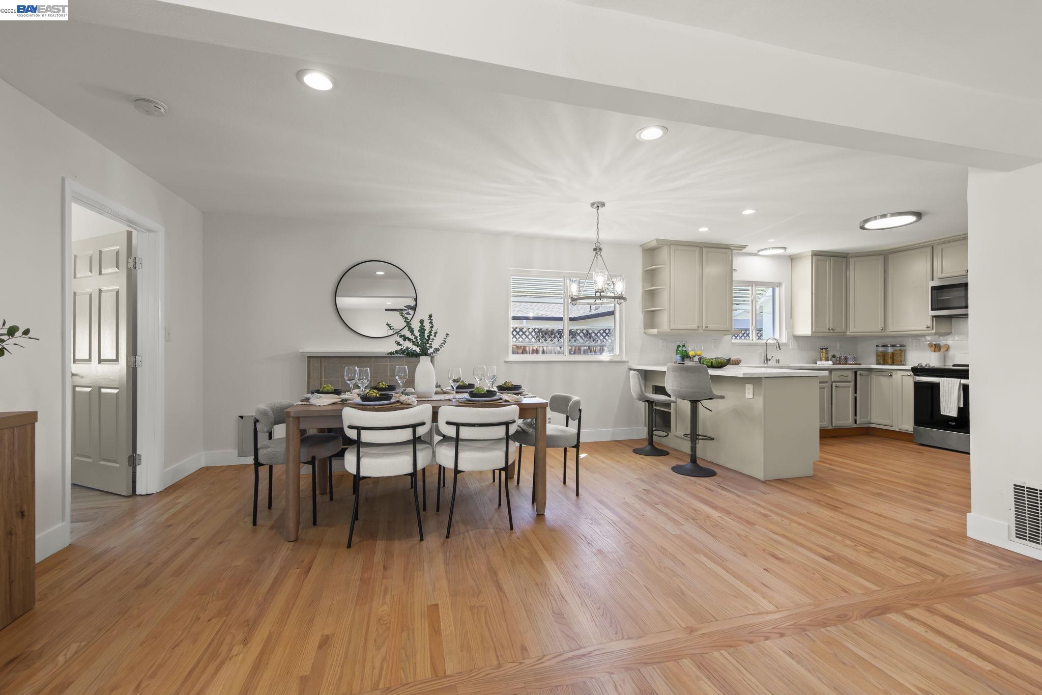 5048 Brian Ct