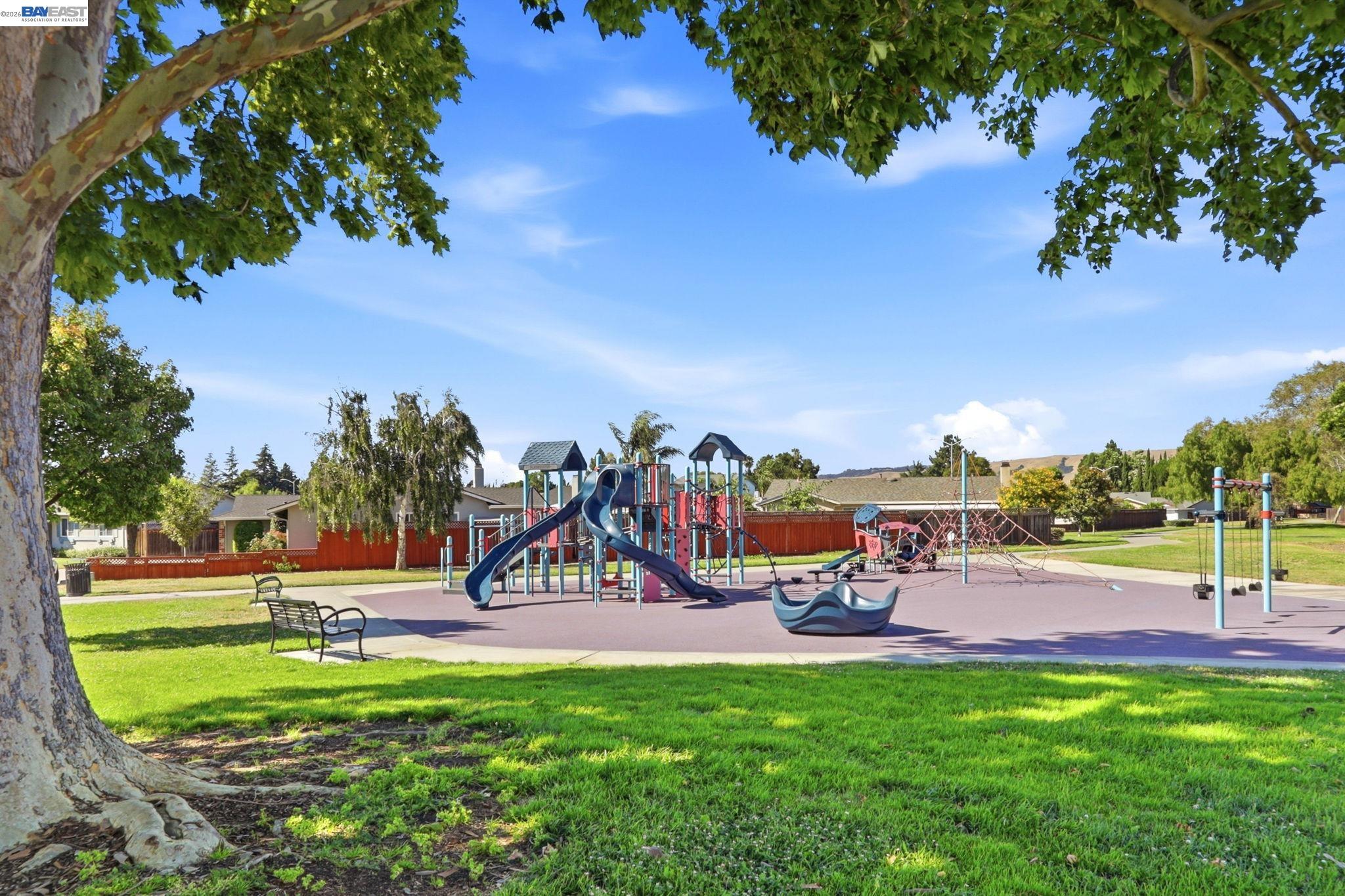 34390 Thornhill Ct.