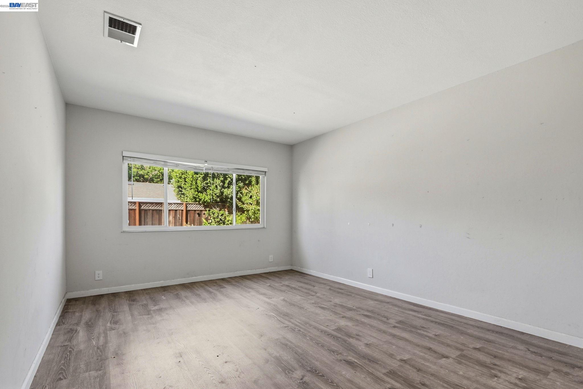 34390 Thornhill Ct.