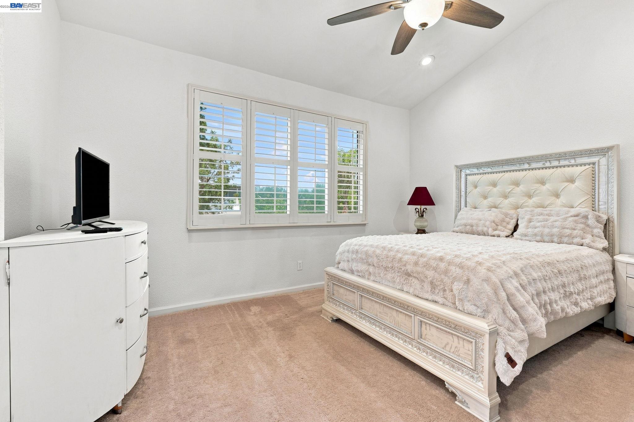 2833 Clover Hill Ct