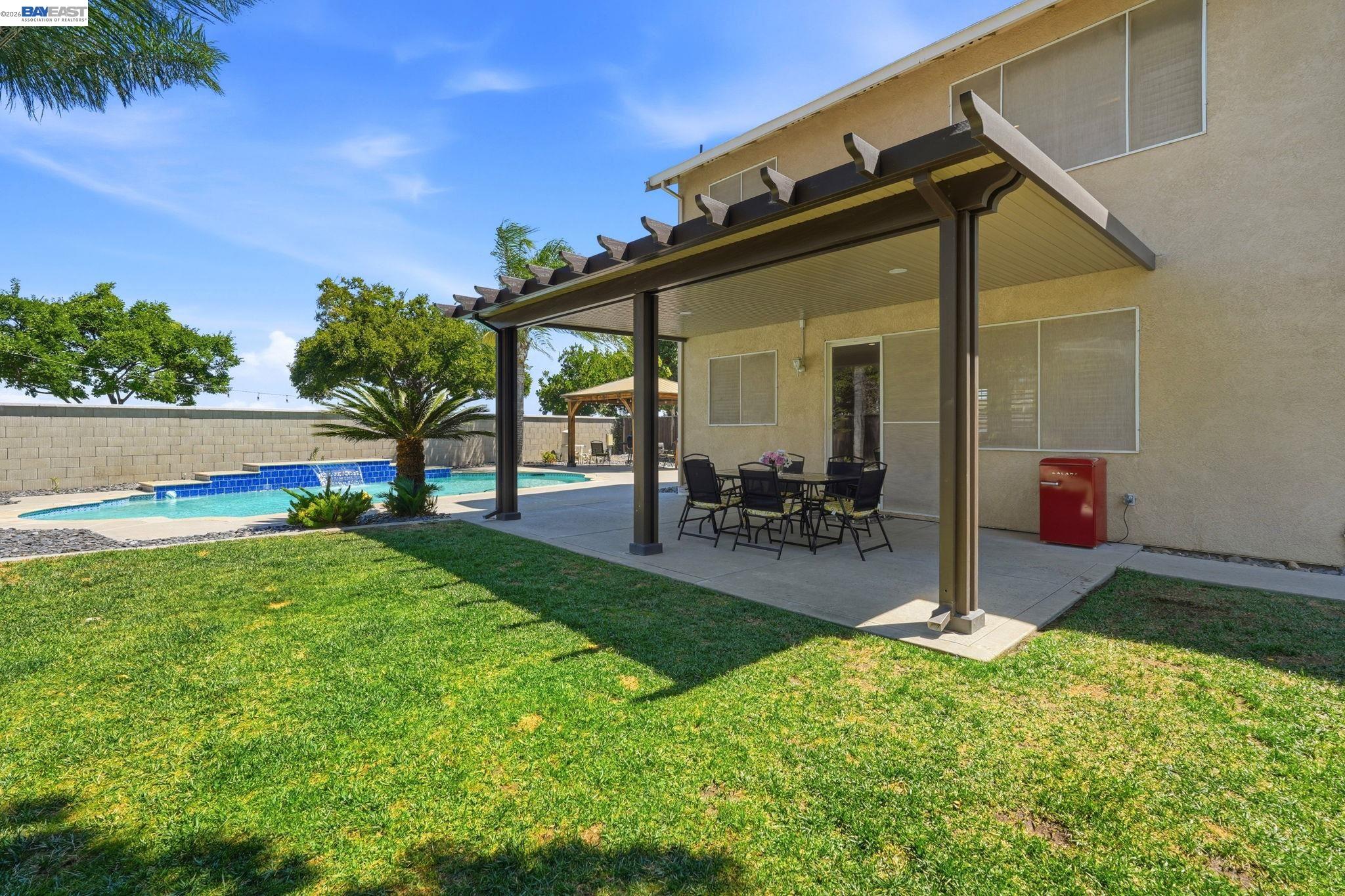 2833 Clover Hill Ct