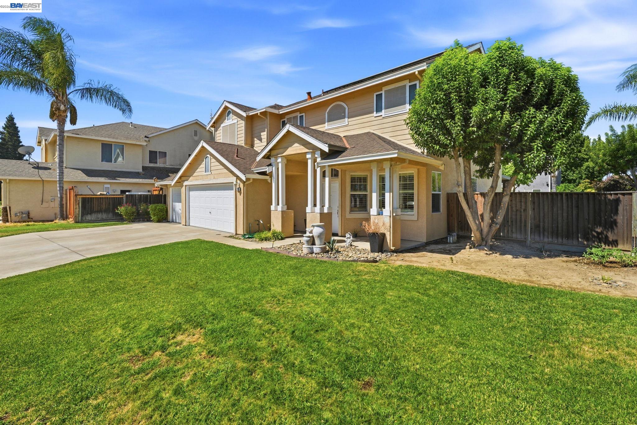 2833 Clover Hill Ct