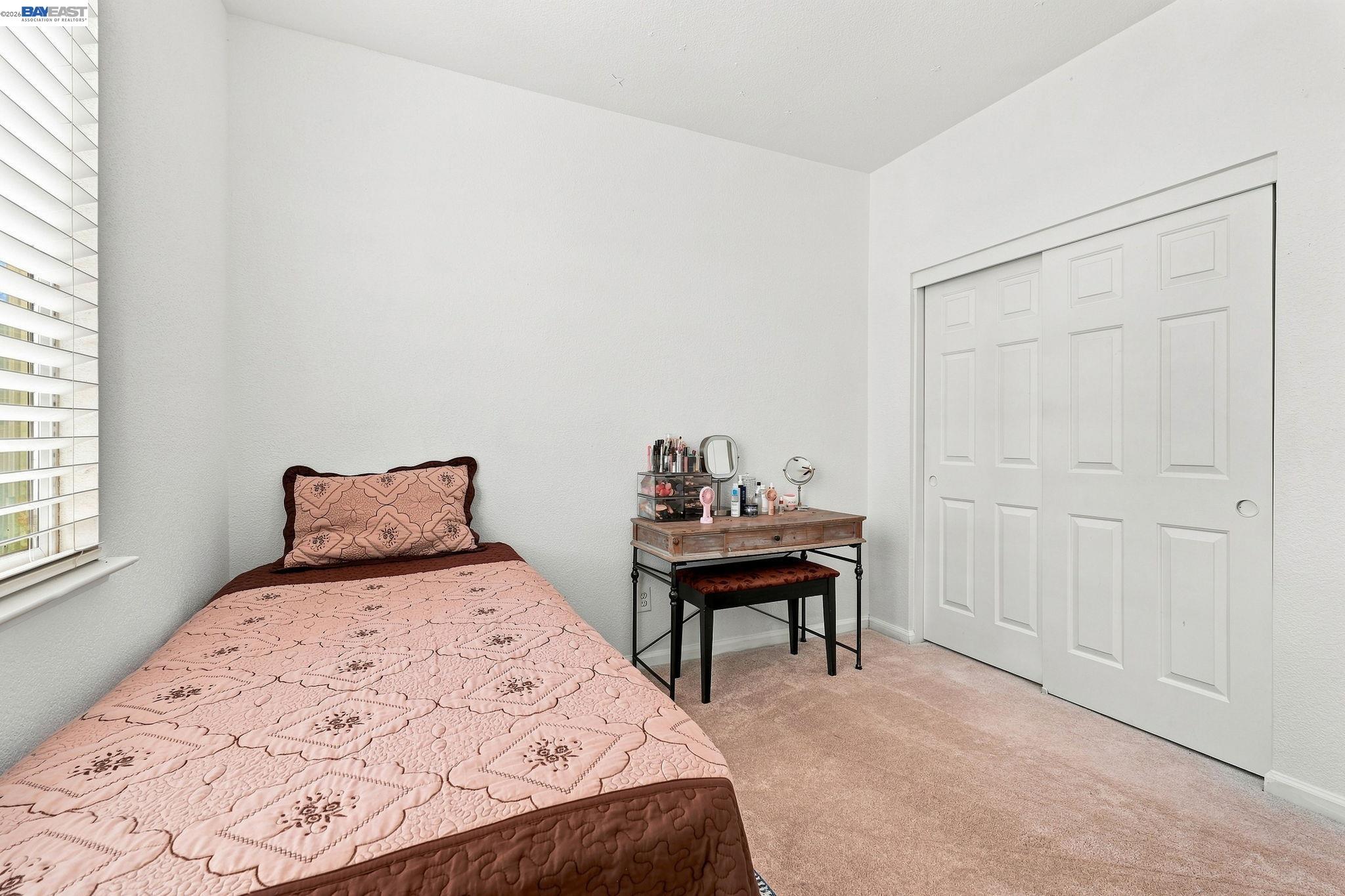 2833 Clover Hill Ct