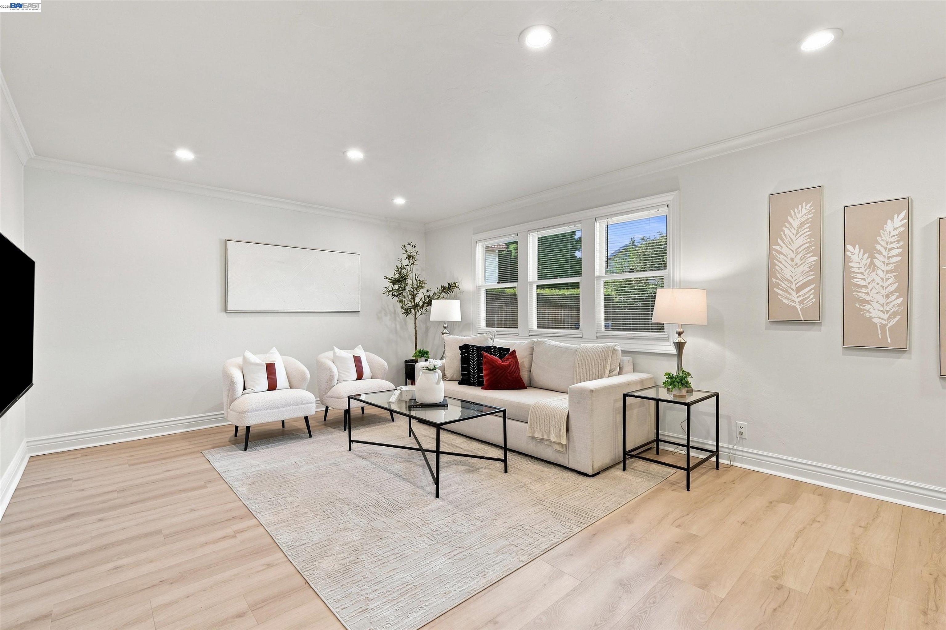 2482 Archer Ave