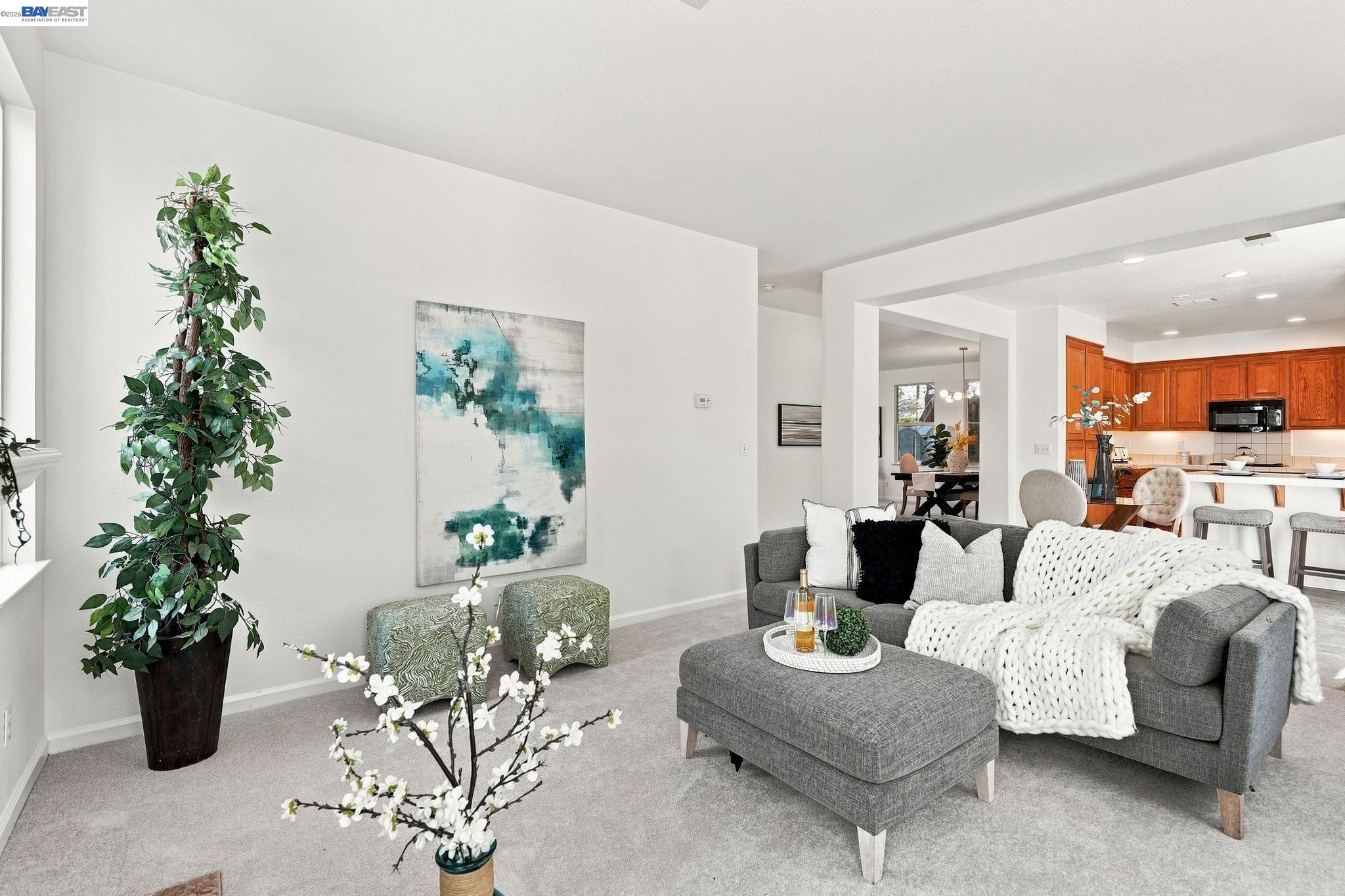 1015 Canyon Oaks Dr