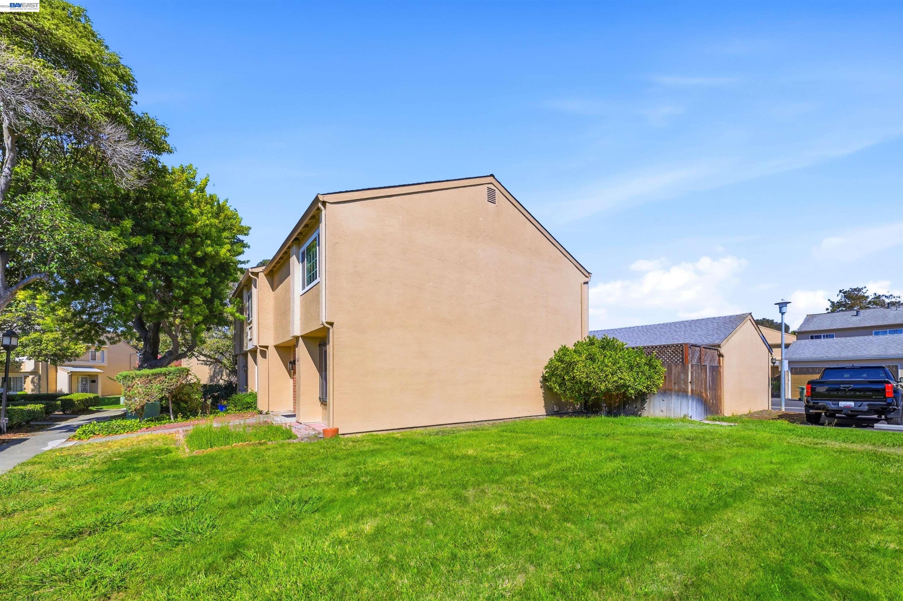 4270 Solar Cir
