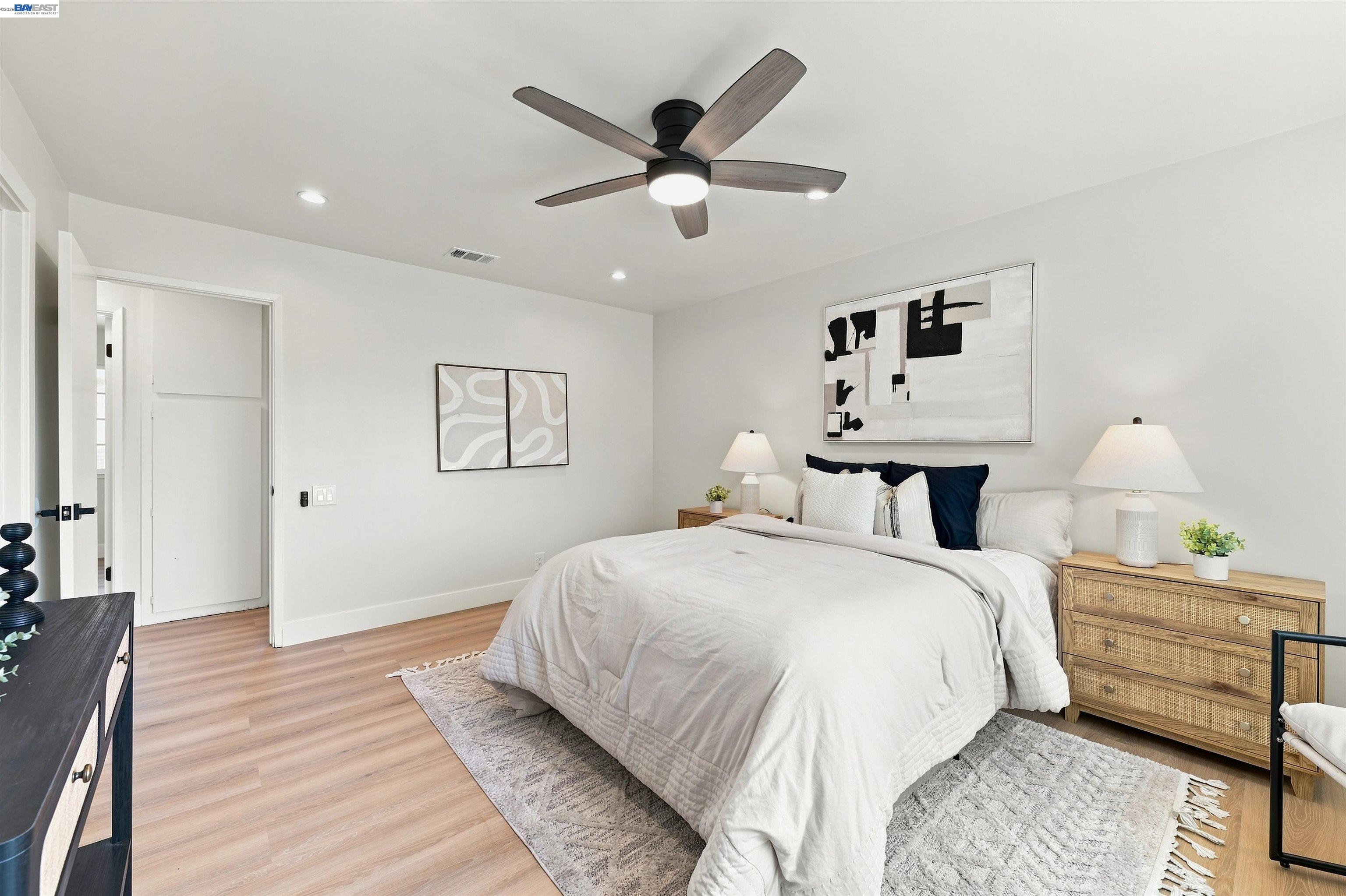 4270 Solar Cir