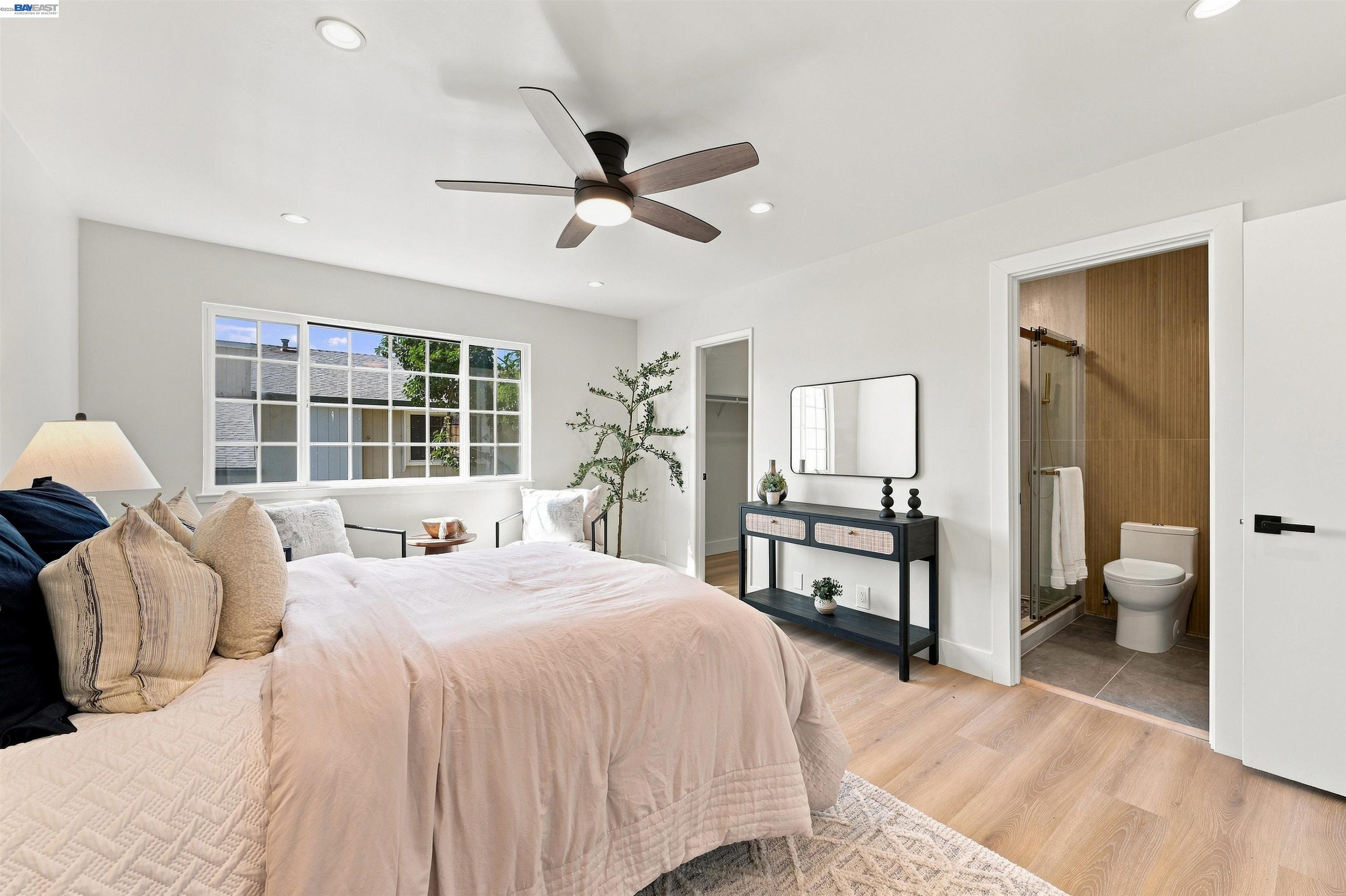 4270 Solar Cir