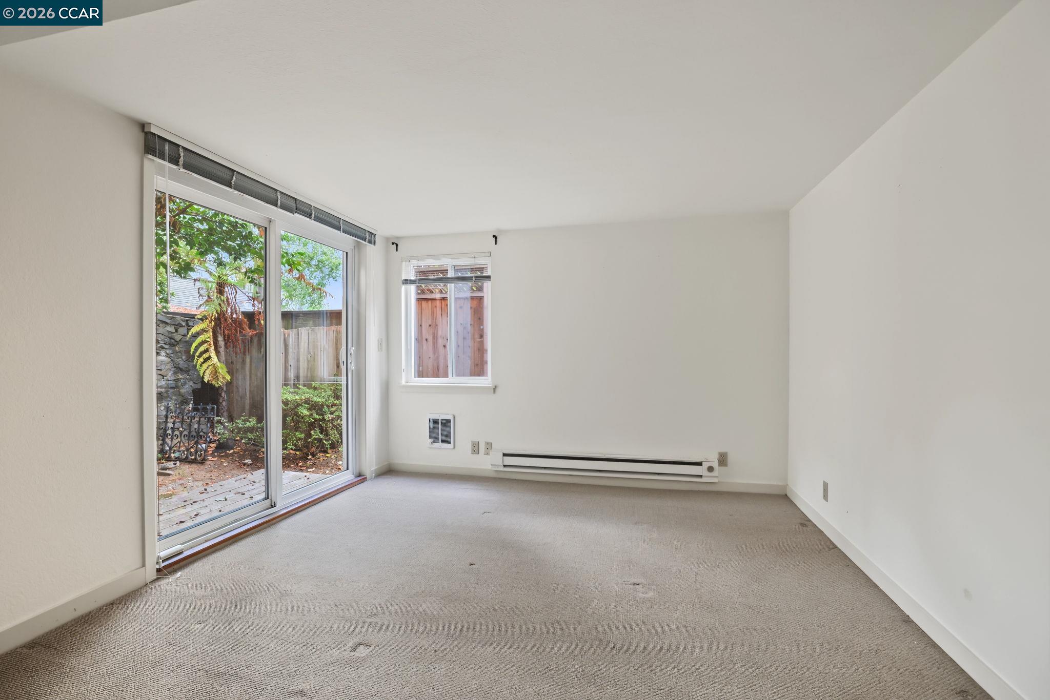 23 Sycamore Ave