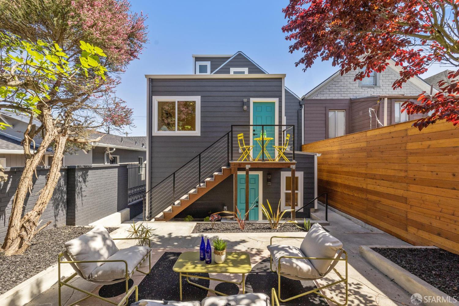 57 Niagara Avenue