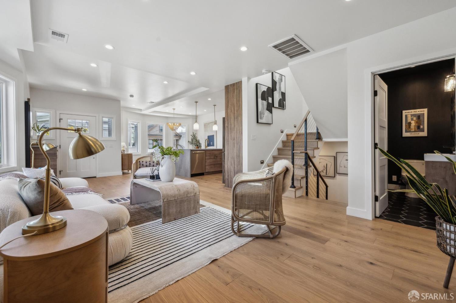 57 Niagara Avenue