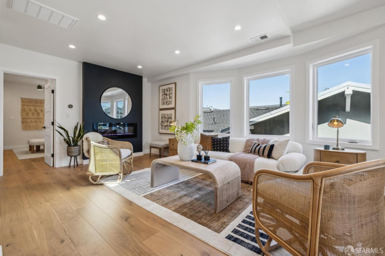 57 Niagara Avenue