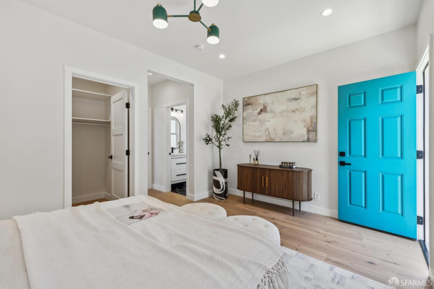 57 Niagara Avenue