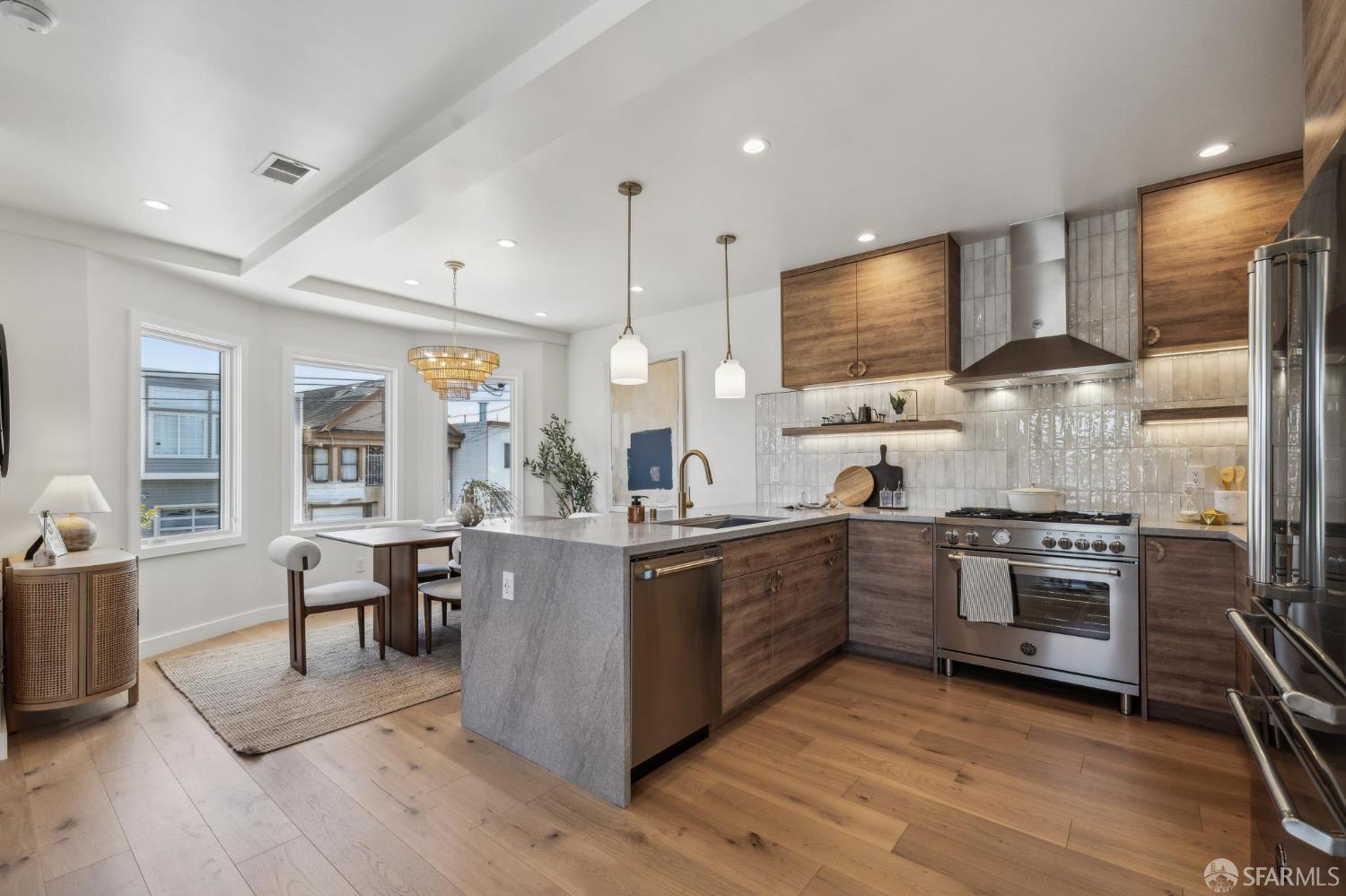 57 Niagara Avenue