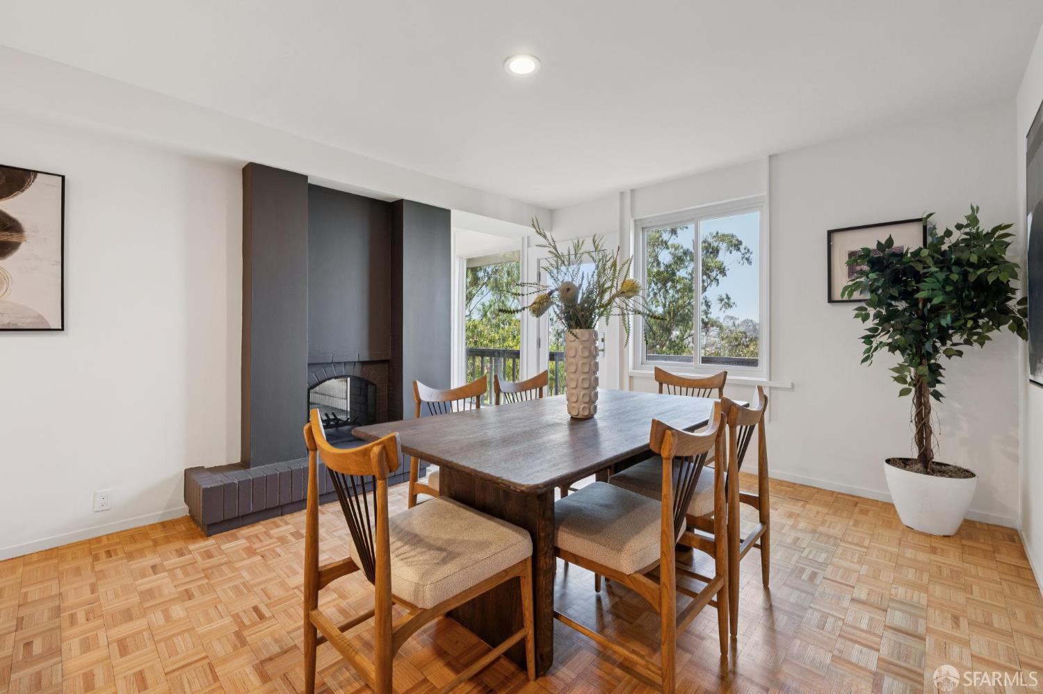 327 Crestmont Drive