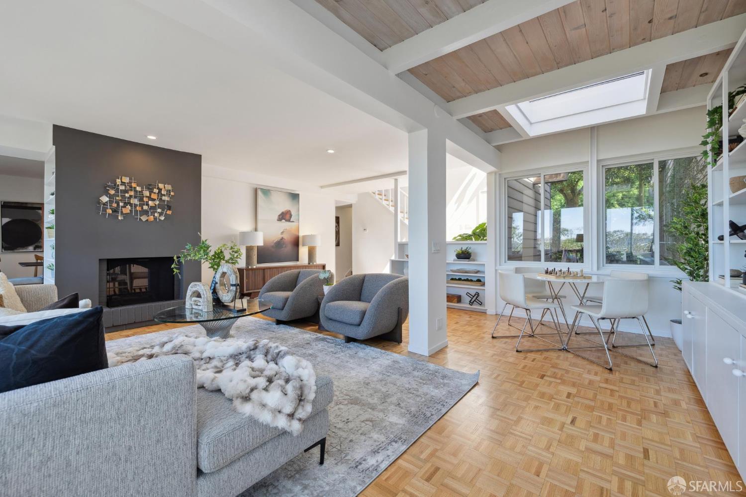 327 Crestmont Drive