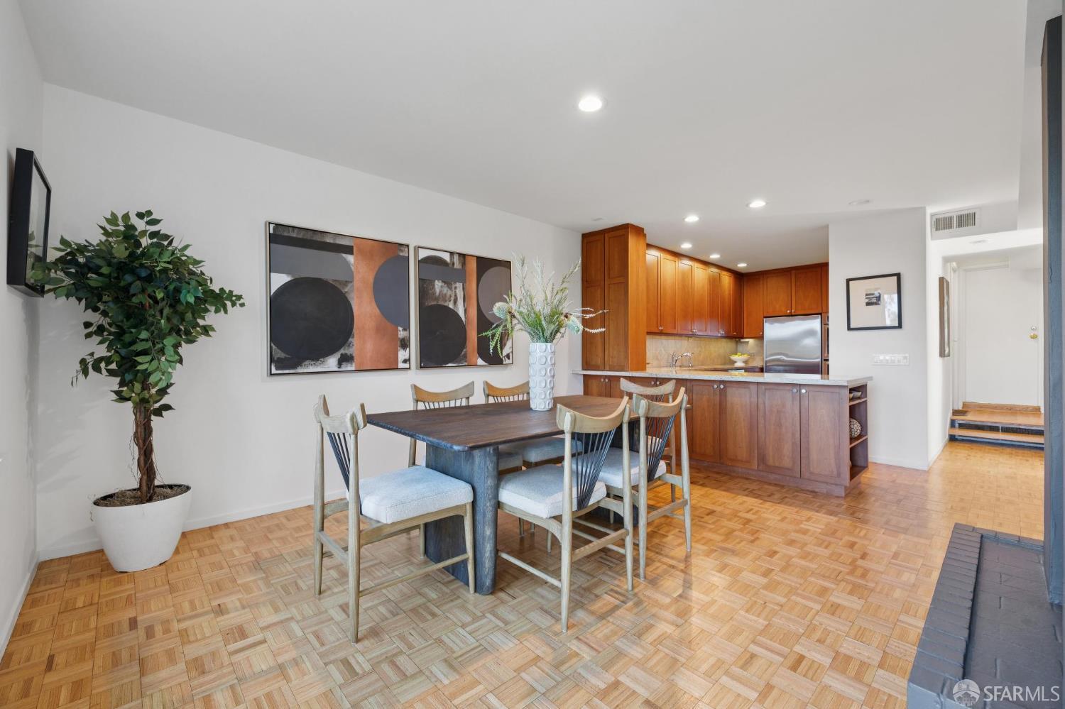 327 Crestmont Drive