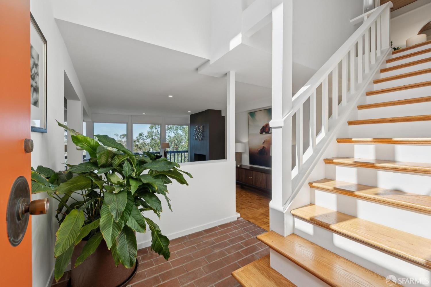 327 Crestmont Drive