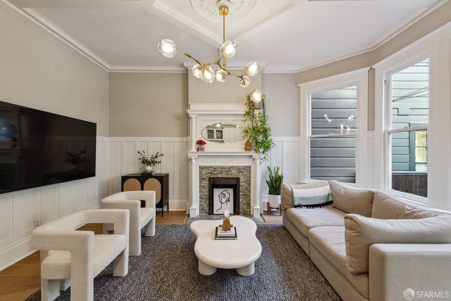 2856 Sacramento Street