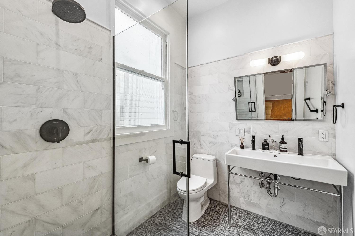 2856 Sacramento Street