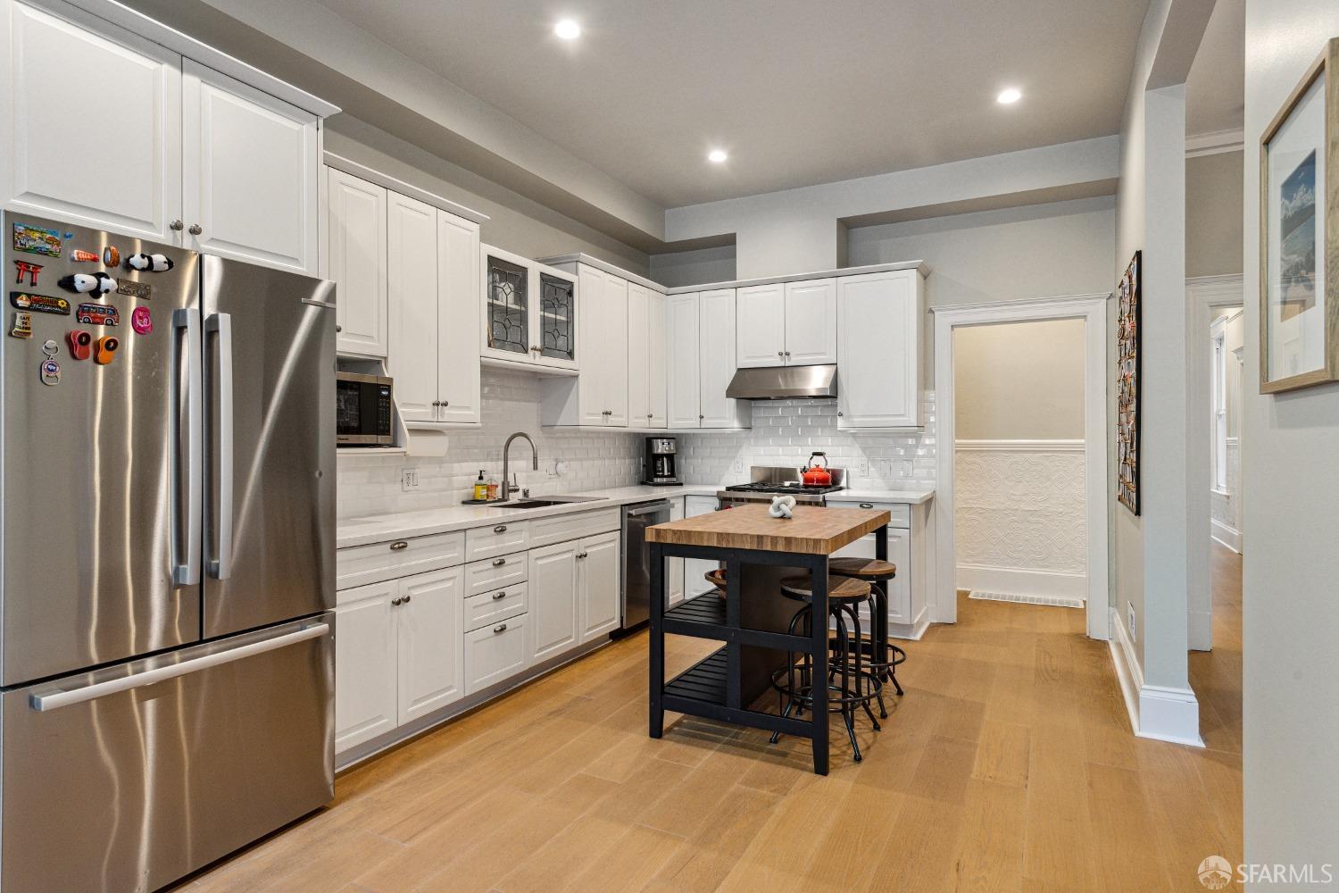 2856 Sacramento Street